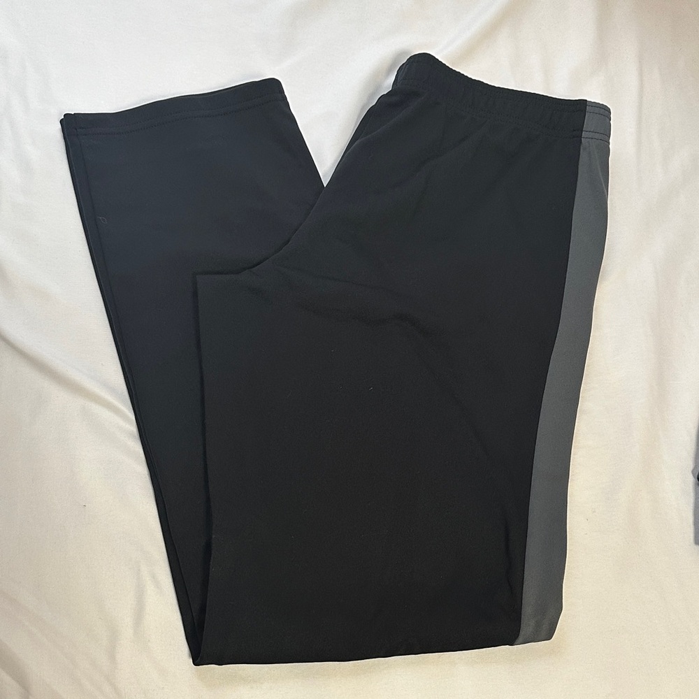 Under Armour boys Black and Gray Joggers